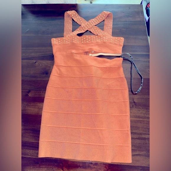 New Hervé Léger
Crystal Cross Neck Cutout Mini Dress (D9) - Picture 8 of 8